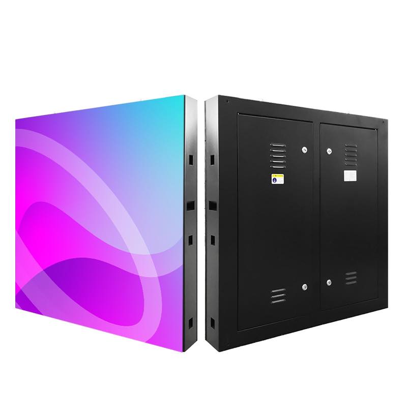 Advantages of Outdoor Energy-Efficient Displays