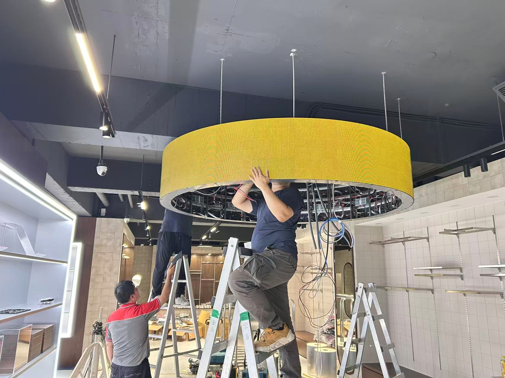 indoor P2.5 flexible round led screen.jpg